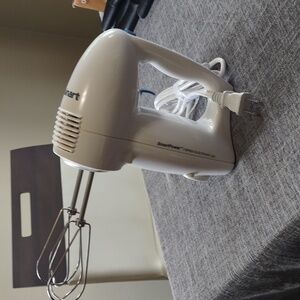 Cuisinart Mixer
